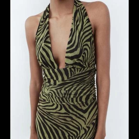 dresses - Picture 8 of 8